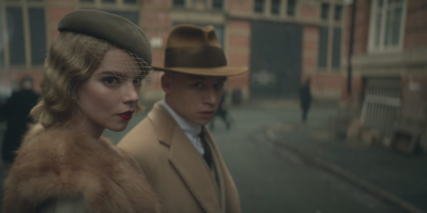Майкл Грей с женой Джиной в сериале "Острые козырьки"